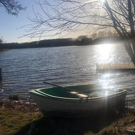 Joyosada - Ferienhaeuser In Seenlandschaft Prusim