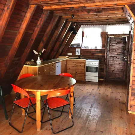 Feriehus Joyosada - Ferienhaeuser In Seenlandschaft *