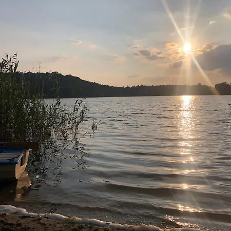 Joyosada - Ferienhaeuser In Seenlandschaft Feriehus *